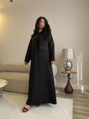 عباية قصة بليزر بقماش كوبرا مع جاكار ملكي