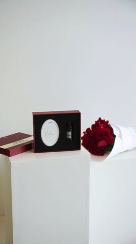 الحجر العطري ثرى مع بوكيه روز