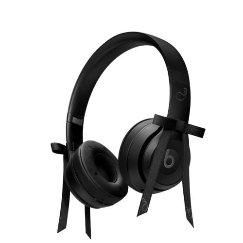 Beats Solo 4 – JENNIE Special Edition – سماعة جيني
