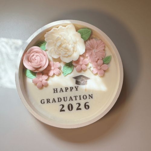 شمعة عطرية تخرج لعام 2026