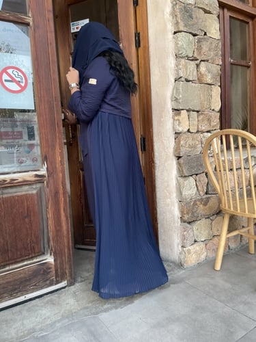 عبايه جاكيت لون كحلي بقماش سوبر كريب بحريني الفاخر...