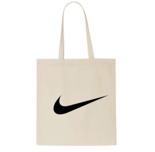 توت باق تطريز نايك