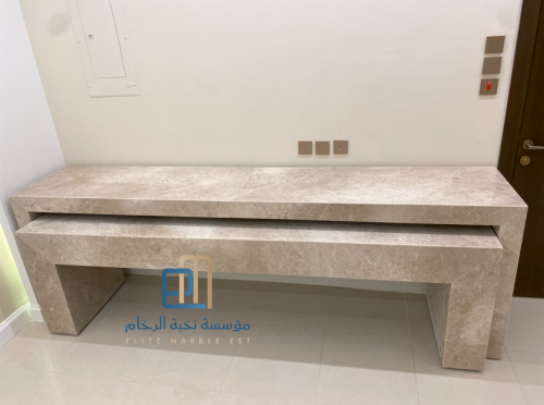 كونسول مقاس 272*60 ارتفاع 90 رخام عماني