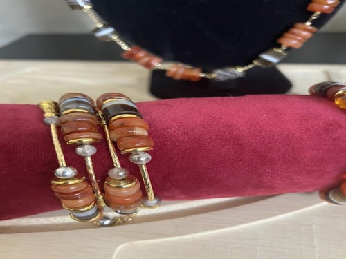 أسورة تراثية لولبية من الظفار و العقيق