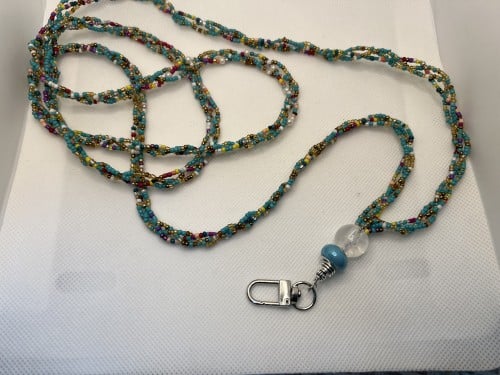 تعليقة جوال طويلة خرز منسوج