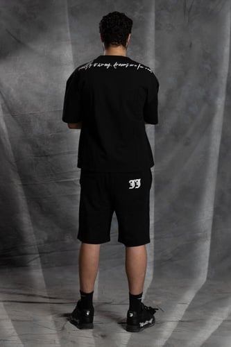 Black t shirt set