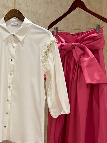 بلوزة اوف وايت