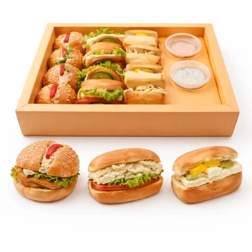 Mini sandwich box 12 pieces (chicken + tuna + halloumi)