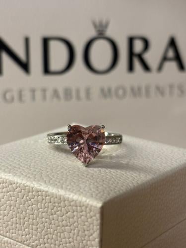 خاتم باندورا