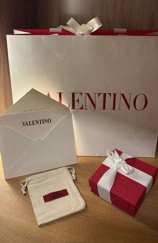 سوارة فالنتينو