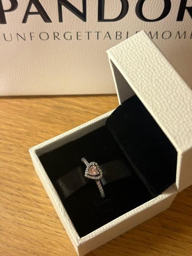 خاتم باندورا