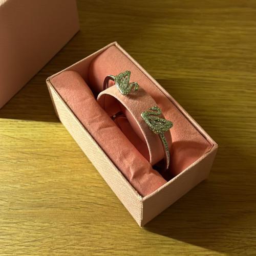 سوارة سوارفسكي