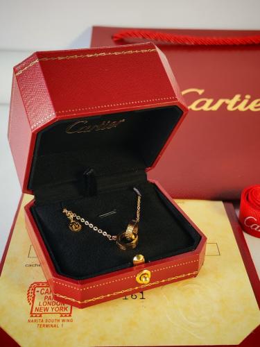 سلسال كارتير ذهبي