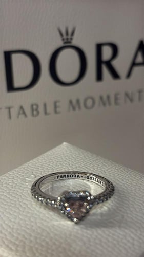 خاتم باندورا