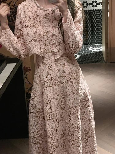 W22