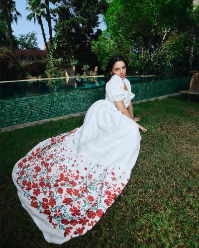 Rose Aura