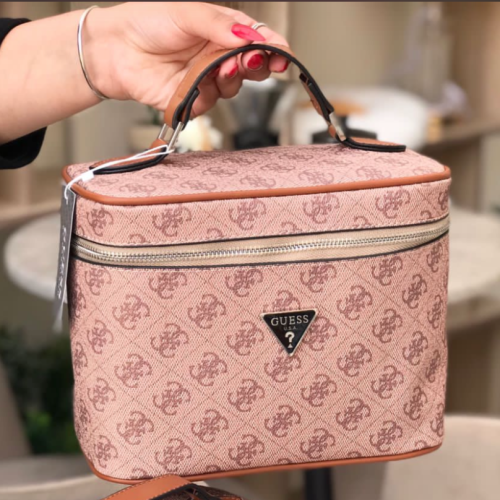 شنط Guess كبير