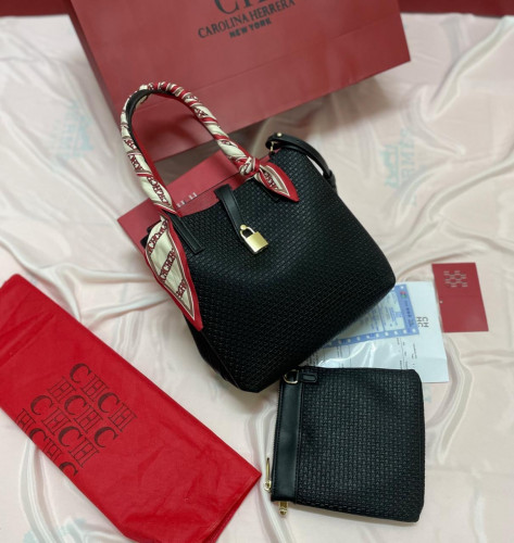 شنط CH