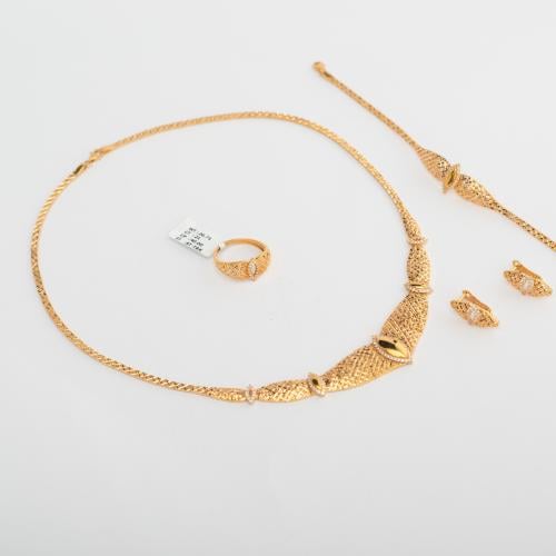 طقم ذهب عيار 21 ( دار 1 )