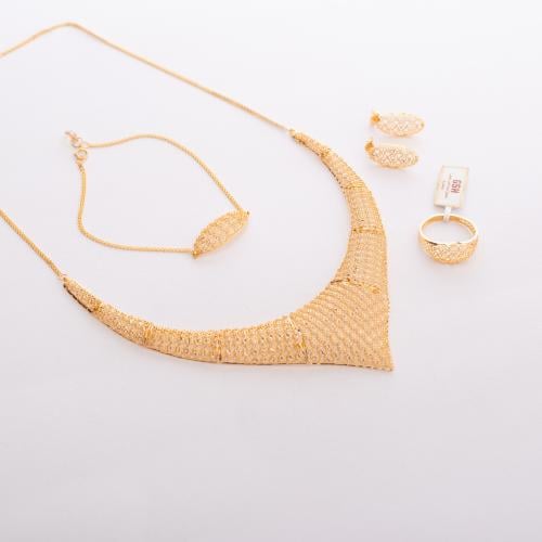 طقم ذهب عيار 21 دار 1