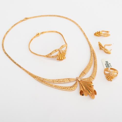 طقم ذهب عيار 21 ( دار 1 )