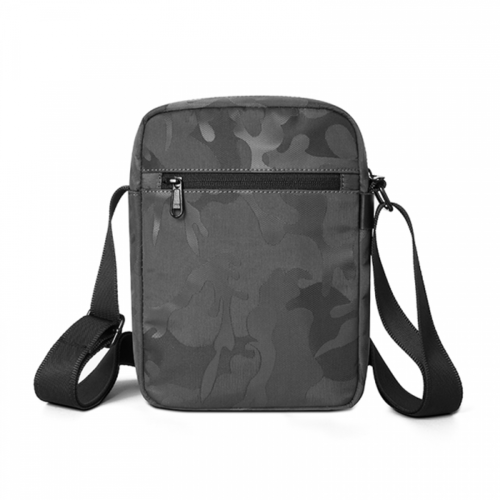 BASTEC- شنطة كتف مريحة بتصميم بسيط وسعة كبيرة متعد...