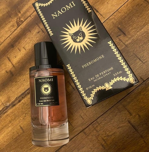 عطر نعومي فرموني100مل