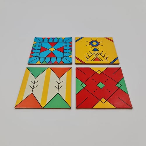 قاعدات أكواب 4 قطع (مجموعة القط العسيري)