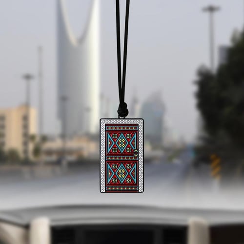 باب تراثي نجدي (ميدالية مفاتيح وتعليقة سيارة)