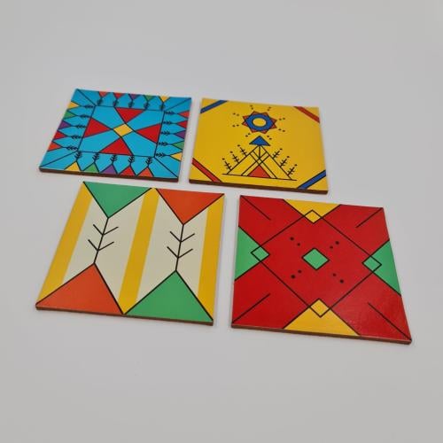 قاعدات أكواب 4 قطع (مجموعة القط العسيري)