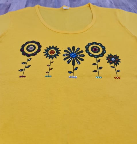 تيشيرت الورود