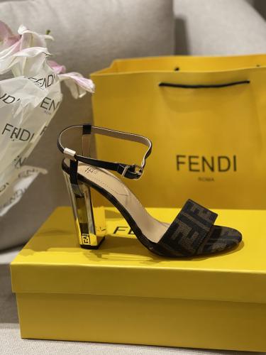 كعب فندي - هاي كوالتي