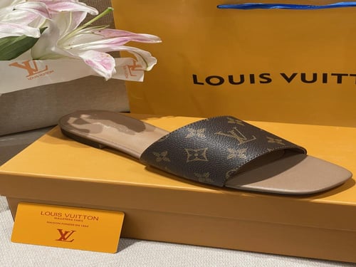 سليبر لويس فيتون -هاي كوالتي