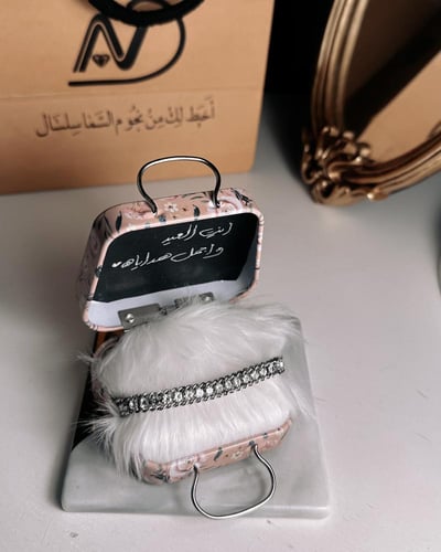 اسوارة نيرا ( 073 )