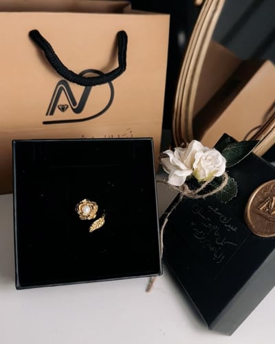 خاتم الوردة ( 037 )