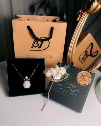 سلسال عطري معك ( 025 )