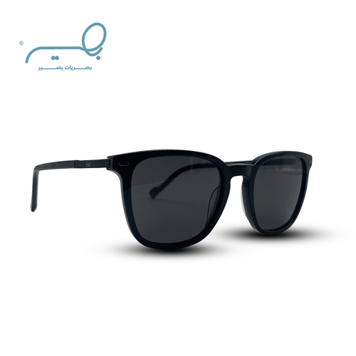 نظارة شمسية رجالية من ماركة B&W بتصميم مربع 4612 C...