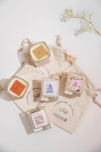 شموع برائحة الفانيليا