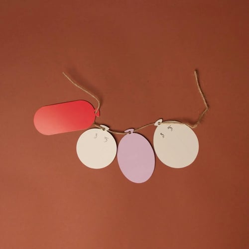 بطاقات اهداء صغيرة ( مجموعة من 4 بالونات )