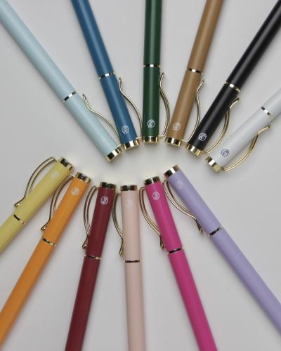 قلم فاخر مطفي ( حبر ازرق جاف ) - قرطاسية روان