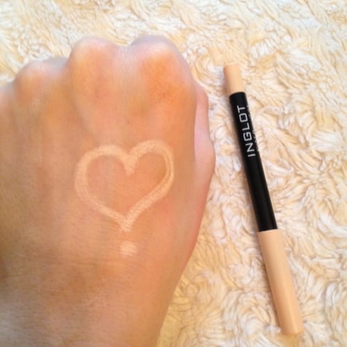 كحل انجلوت بيج