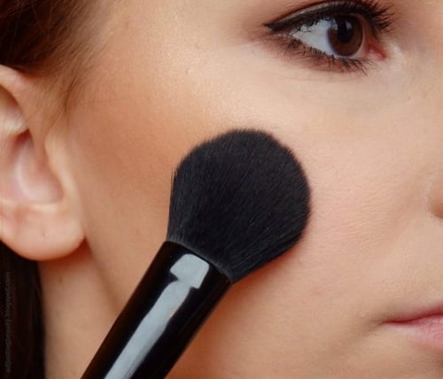 فرشاة البلاشر من elf