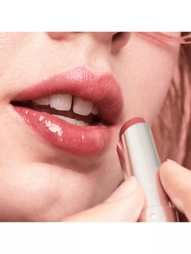 benefit pucker up and peace out lip set