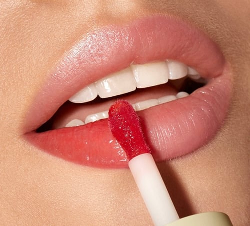 Kiko green me lips& cheeks colour