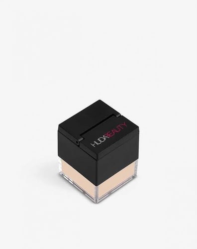 HUDA BEAUTY Easy Bake Loose Baking & Setting Powde...