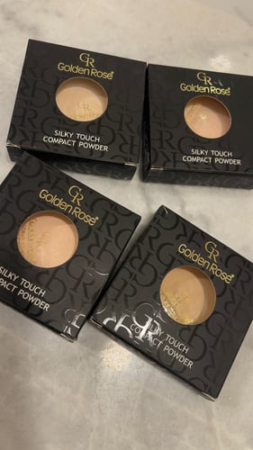 Silky Touch Compact Powder By Golden Rose