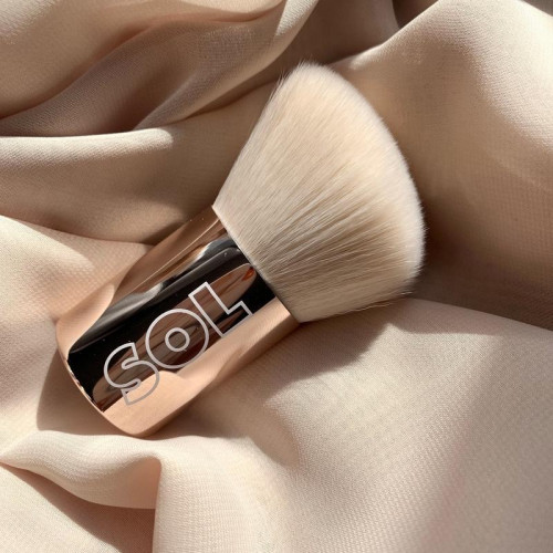 فرشاة كابوكي مائله من كلربوب لتوزيع الاضاءه السائل...