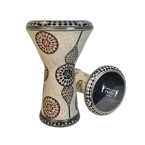 ايقاع مصري مصدف مع شنطة