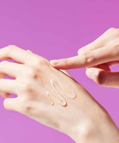 كريم جل بالكولاجين لتفتيح منطقة العين من توكوبو -...