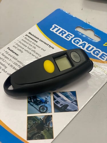 قارئ ضغط الكفرات